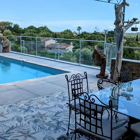 Homekeeper 3 Recentes Vue Piscine Privee *