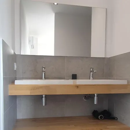 Homekeeper 3 Recentes Vue Piscine Privee Villa
