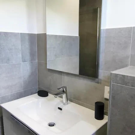 Villa Homekeeper 3 Recentes Vue Piscine Privee